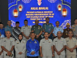 Danrem 033/WP Bersama Purnawirawan TNI – Polri Hadiri Halal Bihalal dengan Presiden RI Secara Virtual