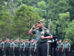 Danrem 033/WP Pimpin Upacara Bendera 17-an,Tegaskan Komitmen Modernisasi Sistem Pertahanan dan Memperkuat Profesionalisme TNI AD