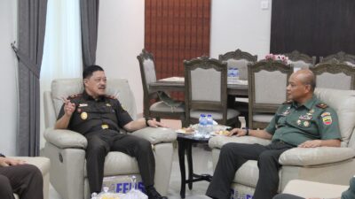 Danrem 033/Wira Pratama Sambut Silaturahmi Kajati Kepri di Makorem.