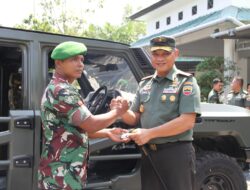 Danrem 033/WP Serahkan Kendaraan Taktis Mobil Maung kepada Tiga Satuan Jajaran
